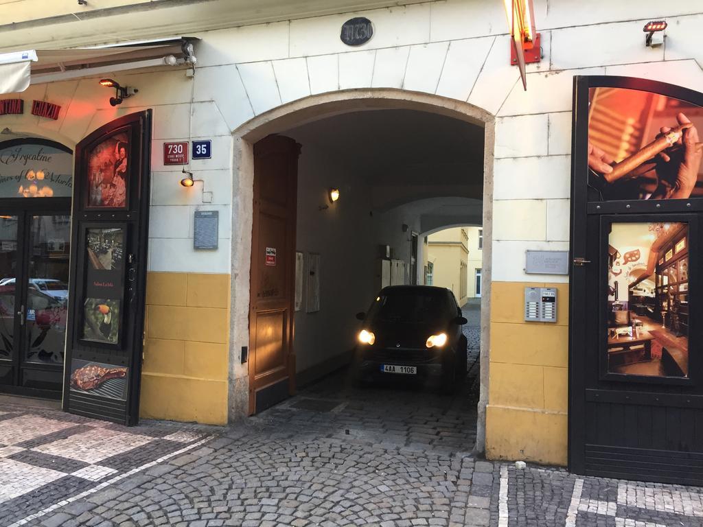 The Old Town'S Apartment Praag Buitenkant foto